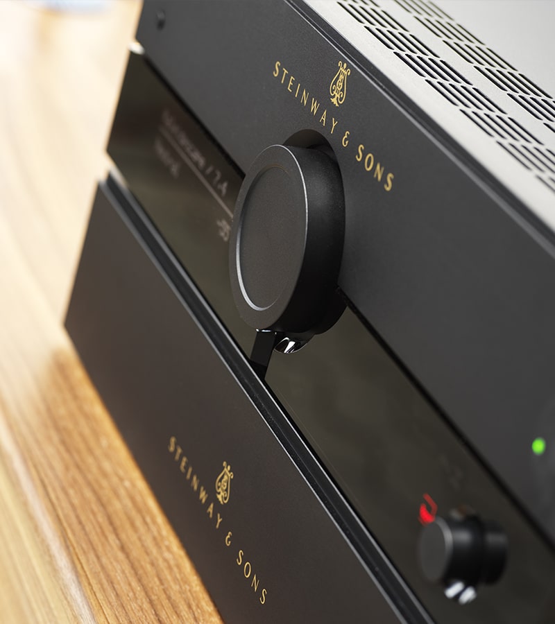 P300 volume knob close up